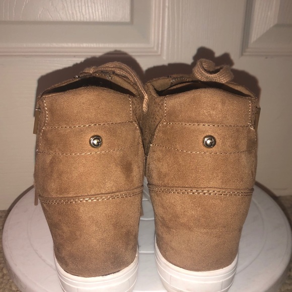 GUESS Built in wedge Sneakers - Picture 5 of 8